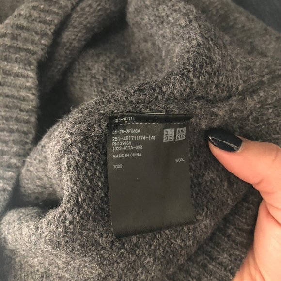 100% Wool Melange V-neck sweater - Picture 4 of 4